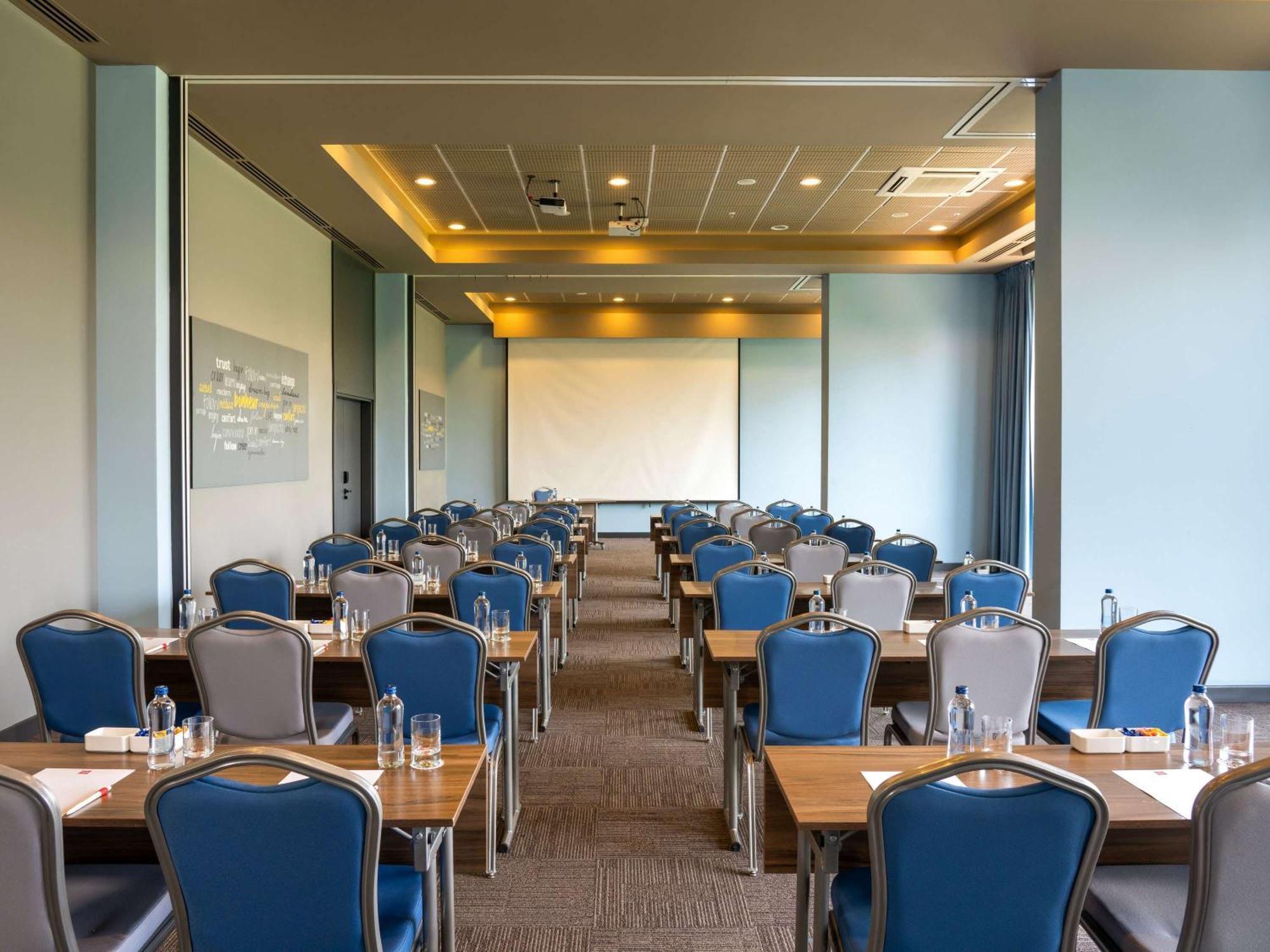 Ibis Istanbul Tuzla Hotel Cayirova Bagian luar foto